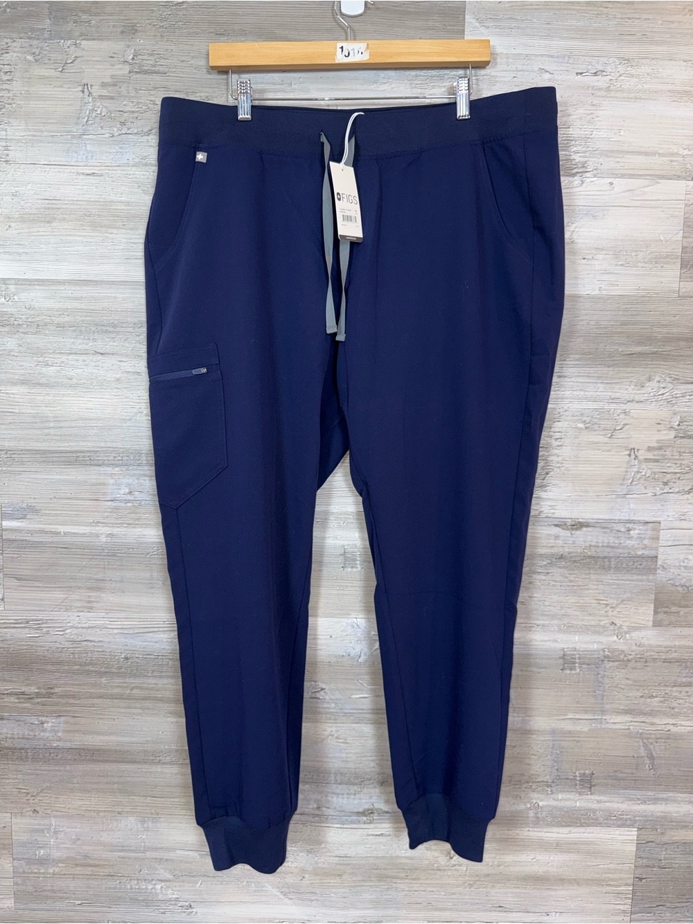 NEW FIGS Women's Zamora 2.0 Jogger Scrub Pants Navy Blue Size XXL Activewear